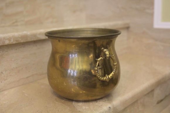 Винтажное кашпо с кольцами с ручками