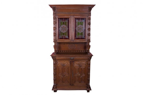 Резной дубовый буфет с Витражами. Европа. Начало 20 века