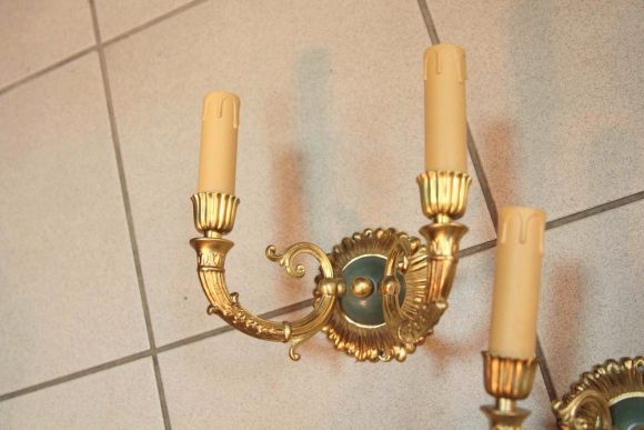 Пара антикварных бра на две свечи
