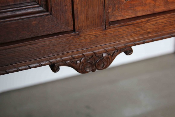 Старинный резной бар с секретами. Мужской стиль 