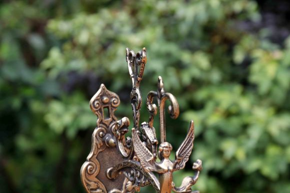 Огромный звонкий колокольчик из бронзы