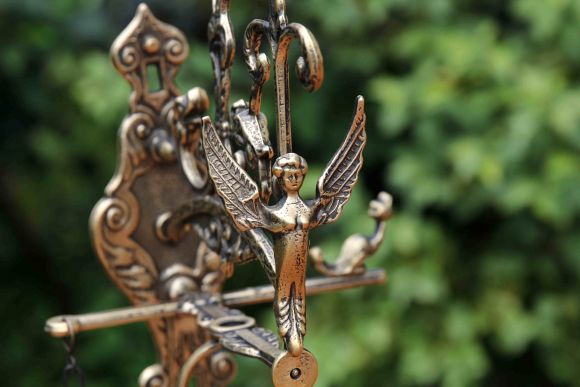 Огромный звонкий колокольчик из бронзы