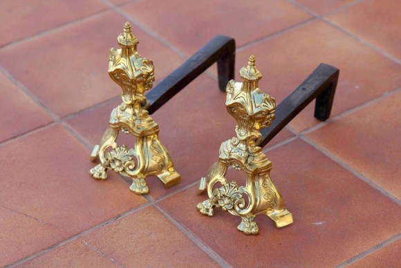 Старинные таганы - подставка под дрова в камин