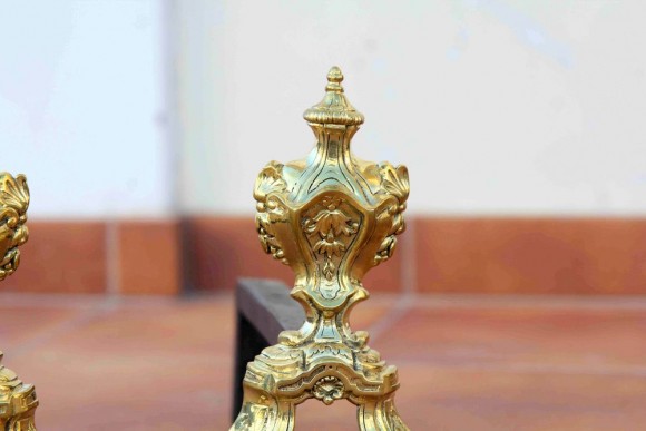 Старинные таганы - подставка под дрова в камин