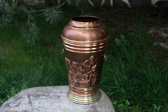 Чудесная Зонтница из двух металлов. Идеальное состояние. Клеймо