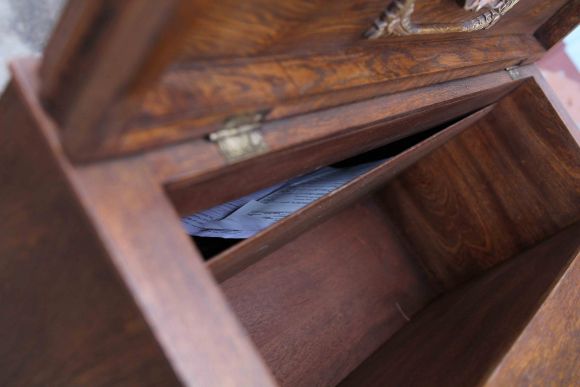 Старинный Винный шкаф после реставрации