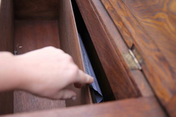 Старинный Винный шкаф после реставрации