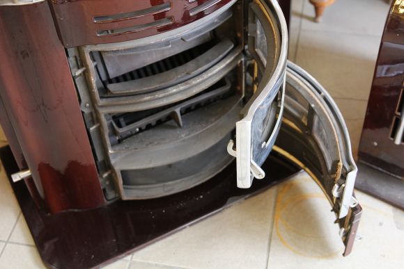 Очень редкая бельгийская печь CINEY. первая половина 20 века