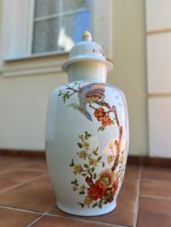 Впечатляющая фарфоровая ваза Кайзер, Германия.