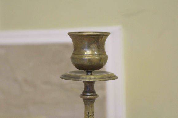 Высокий винтажный подсвечник из бронзы
