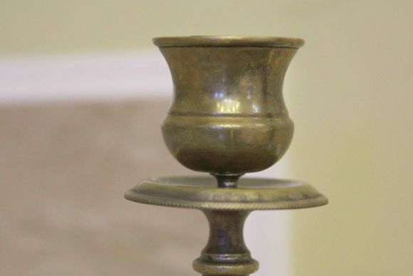 Высокий винтажный подсвечник из бронзы