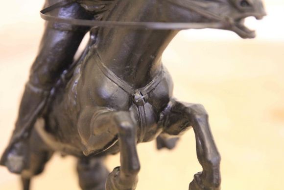 Антикварная чугунная конная скульптура. Европа. Начало 20 века