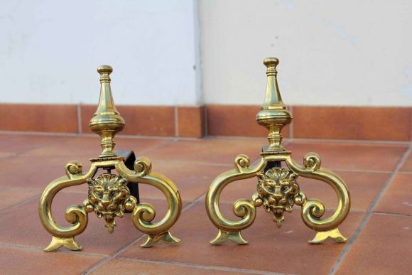 Превосходные таганы со львами в стиле VERSACI (подставка в камин)