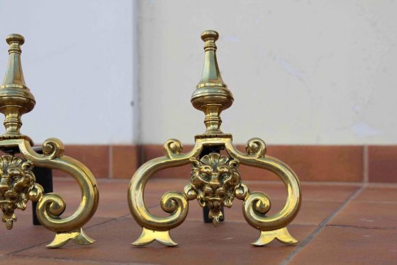 Превосходные таганы со львами в стиле VERSACI (подставка в камин)