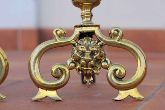 Превосходные таганы со львами в стиле VERSACI (подставка в камин)