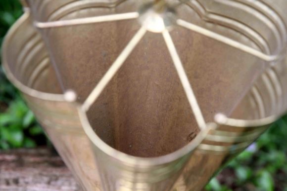 Редкая старинная зонтница. Идеальное состояние. Латунь