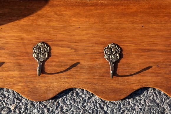 Брутальная полка из дуба