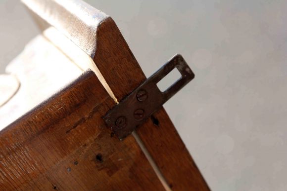 Брутальная полка из дуба