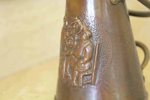 Медный старинный зольник с гравировкой. Европа. Конец 19 вв.