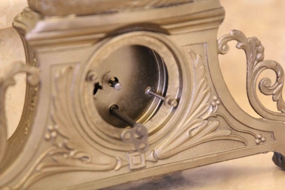 Очень красивые антикварные каминные часы.Европа. Начало 20 века