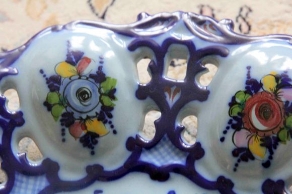 Фарфоровая настенная тарелка блюдо