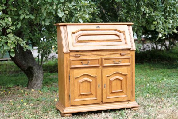 Винтажное дубовое бюро