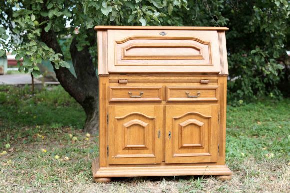 Винтажное дубовое бюро