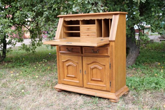 Винтажное дубовое бюро