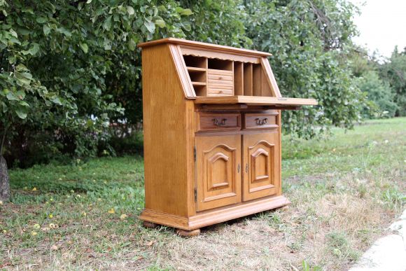 Винтажное дубовое бюро