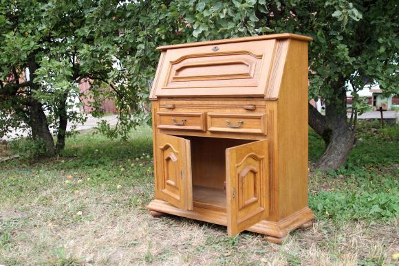 Винтажное дубовое бюро