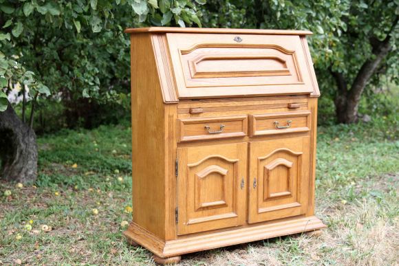 Винтажное дубовое бюро