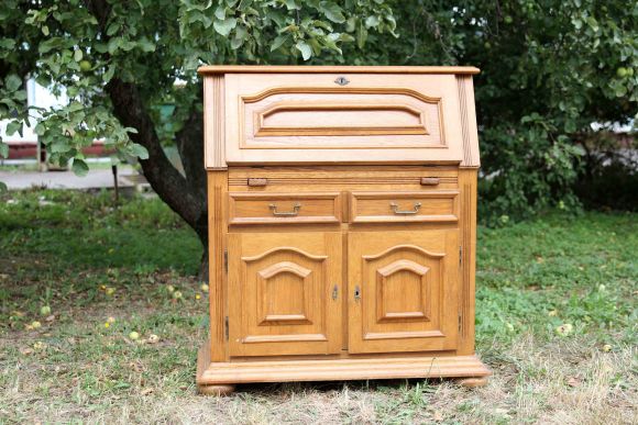 Винтажное дубовое бюро