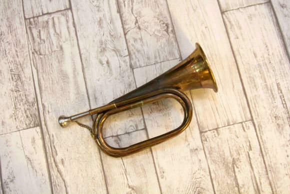 Охотничий рожок из латуни в патине