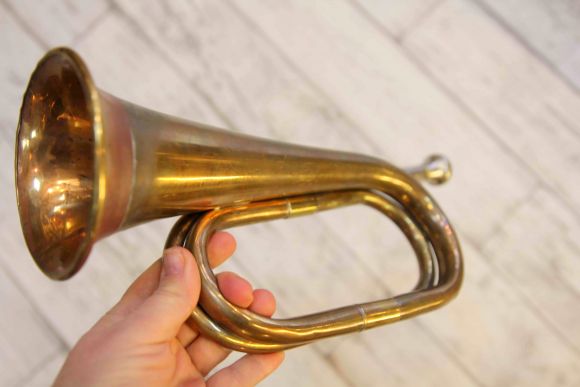 Охотничий рожок из латуни в патине