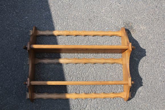 Большая настенная полка для полотенец и тарелок