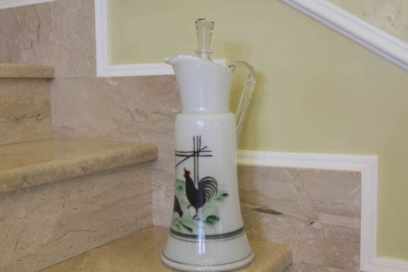 Изящный КУВШИН, ГРАФИН. Цветное МОЛОЧНОЕ стекло, РУЧНАЯ роспись! 