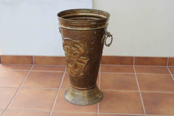 Старинное ведро для угля или зонтница. Европа. Начало 20 века