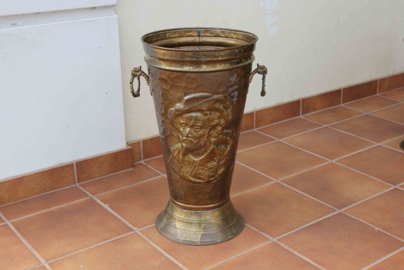 Старинное ведро для угля или зонтница. Европа. Начало 20 века