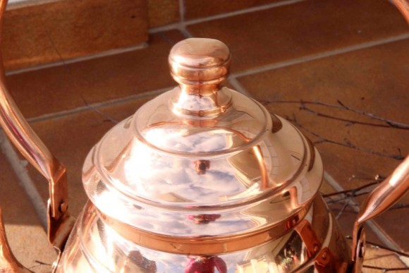 Восхитительный чайник из благородного металла. Европа. 20 вв