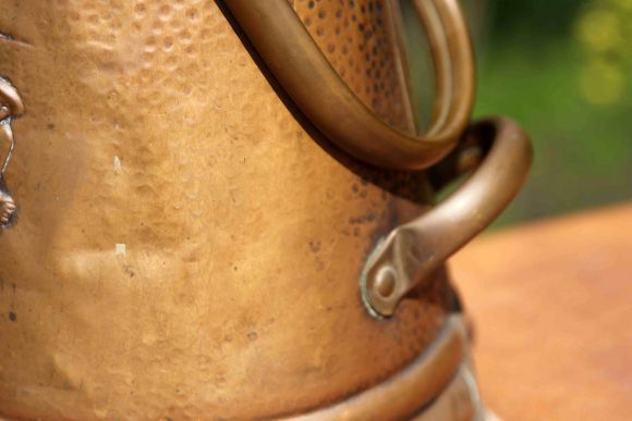 Голландский старинный зольник с традиционными мотивами