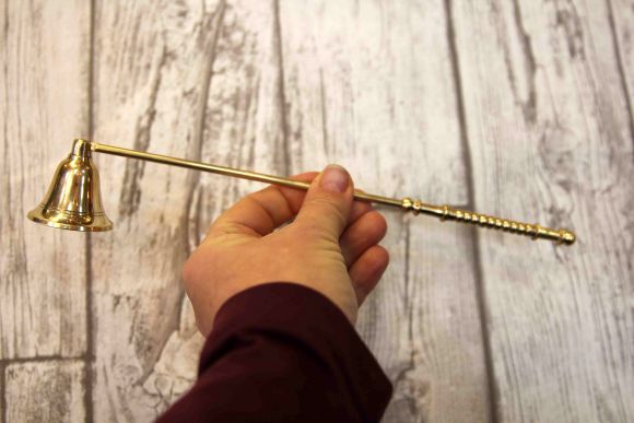 Гаситель для свечей с  ручкой