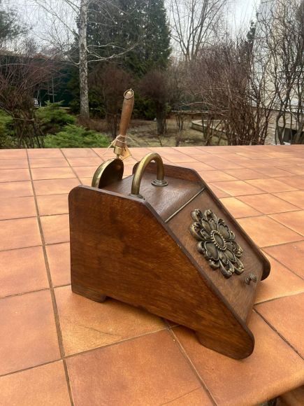 Старинный угольник и совок. Европа. Конец 19 века