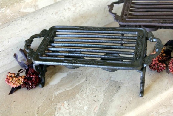 Винтаж. Старинная чугунная подставка под горячее. Европа начало 20 века