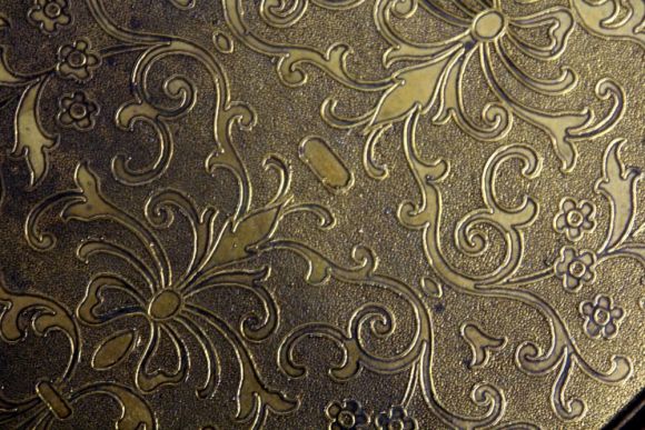 Старинный очень красивый ажурный поднос