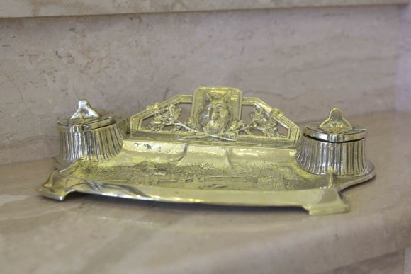 Великолепная старинная чернильница. Франция. Конец 19 века.