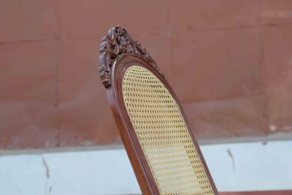 Замечательное винтажное кресло-качалка. Европа. 20 век.