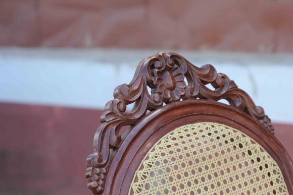 Замечательное винтажное кресло-качалка. Европа. 20 век.