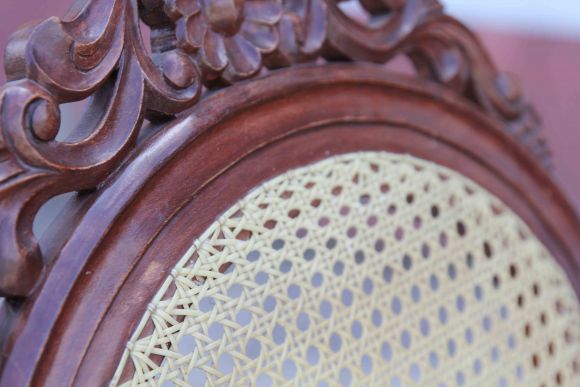 Замечательное винтажное кресло-качалка. Европа. 20 век.