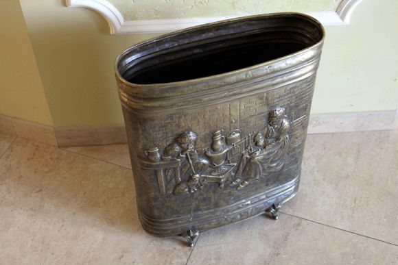 Редкий овальный высокий дровнк. Голландия