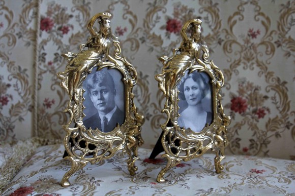 Восхитительные парные рамки из латуни РОМАНТИКА